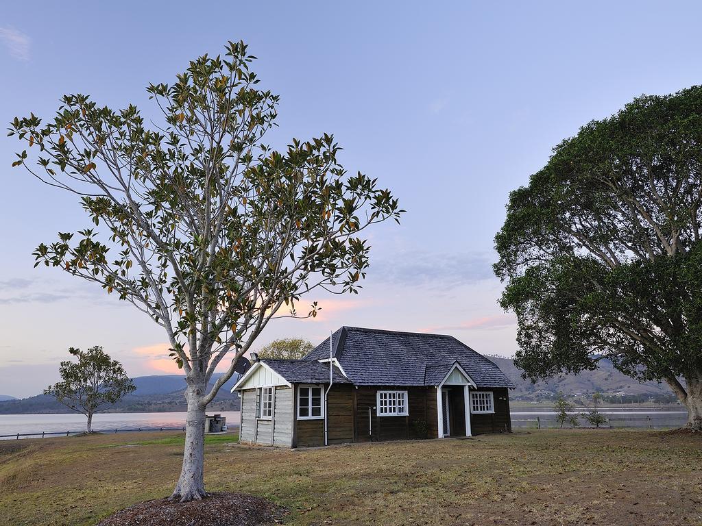 Nrma Lake Somerset Holiday Park Hotel Kilcoy Exterior photo